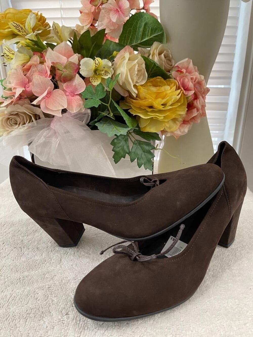 ARCHE BROWN SUEDE LEAHTER TIE BOW PUMP HEEL SIZE 40.5 US 9.5(sh900